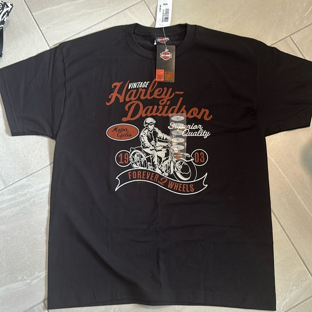 Men’s Harley Davidson t shirt. NWT